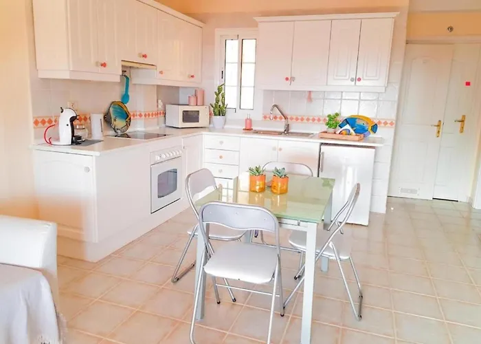 Lovely In Tenerife South Apartamento